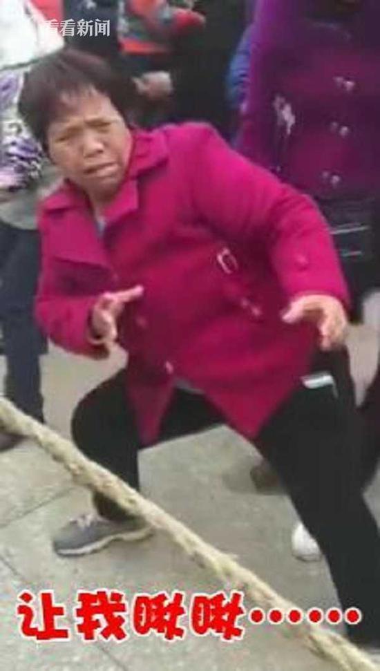 吃瓜群众表情包大妈视频,视频爆笑全场