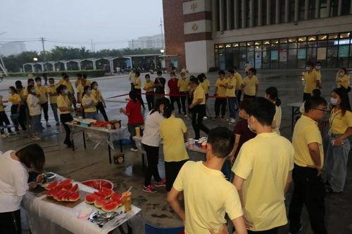 振华中学吃瓜群众,吃瓜群众热议校园风云